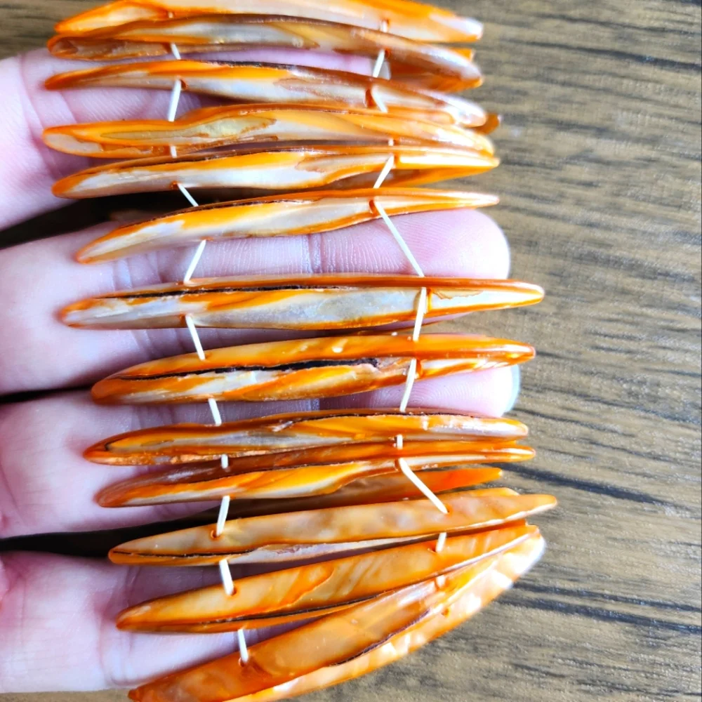 Shell Bracelet - Picture 3 of 3